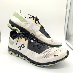 ON CLOUDFLASH Speedboard Shoes Sz 9 White Green Racing Flats 1st Gen Running EUC